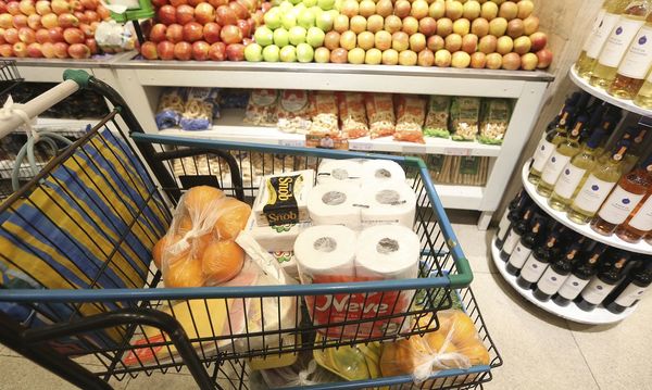 Left or right supermercado economia compras valter campanato ag brasil
